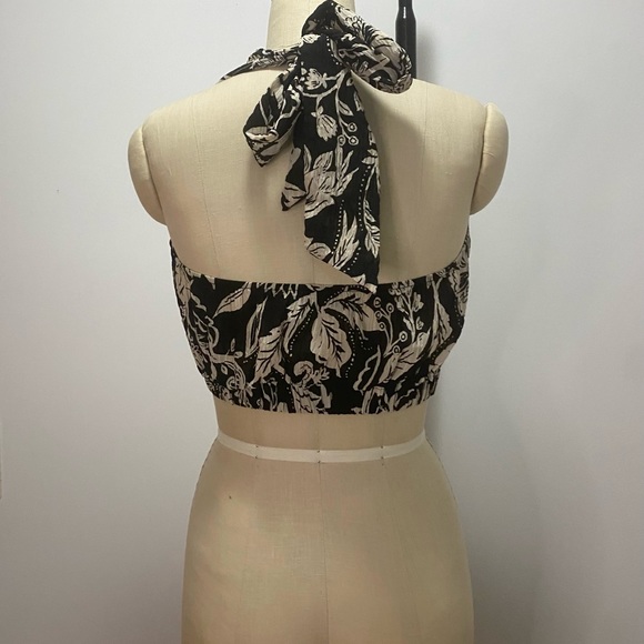 Top - Picture 3 of 3